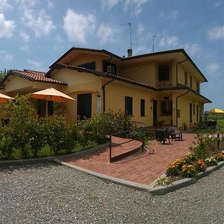 Cecco Di Nara Hotel มาสซาโรซา ภายนอก รูปภาพ