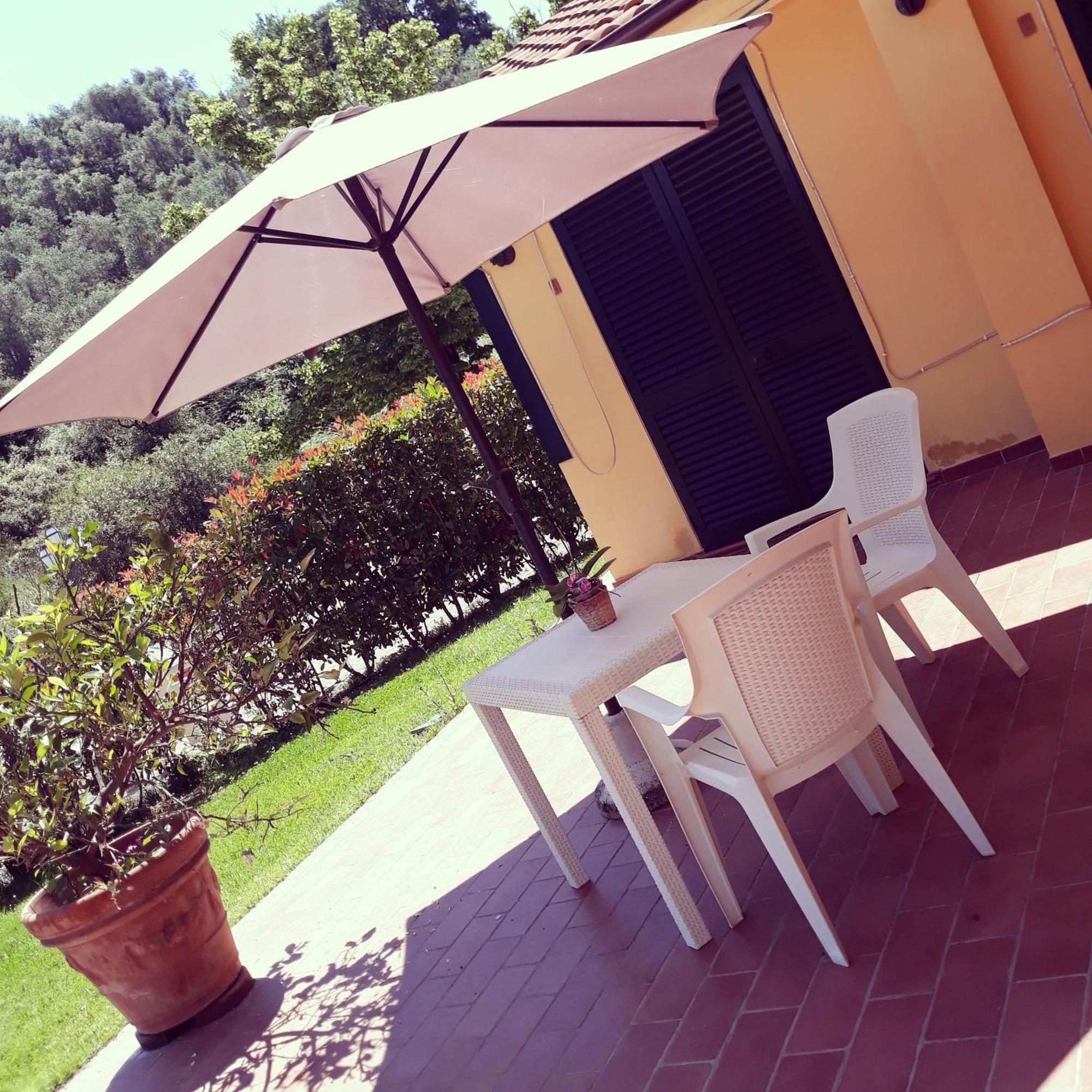 Cecco Di Nara Hotel มาสซาโรซา ภายนอก รูปภาพ