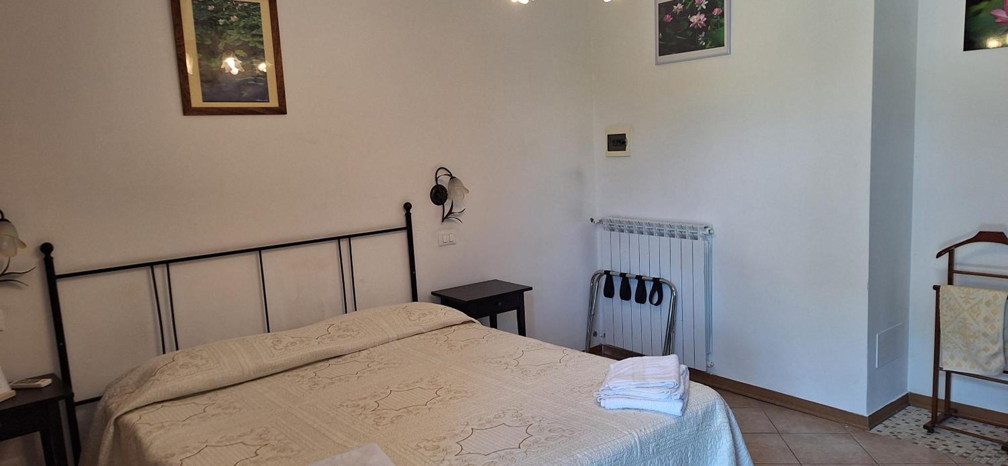 Cecco Di Nara Hotel มาสซาโรซา ภายนอก รูปภาพ