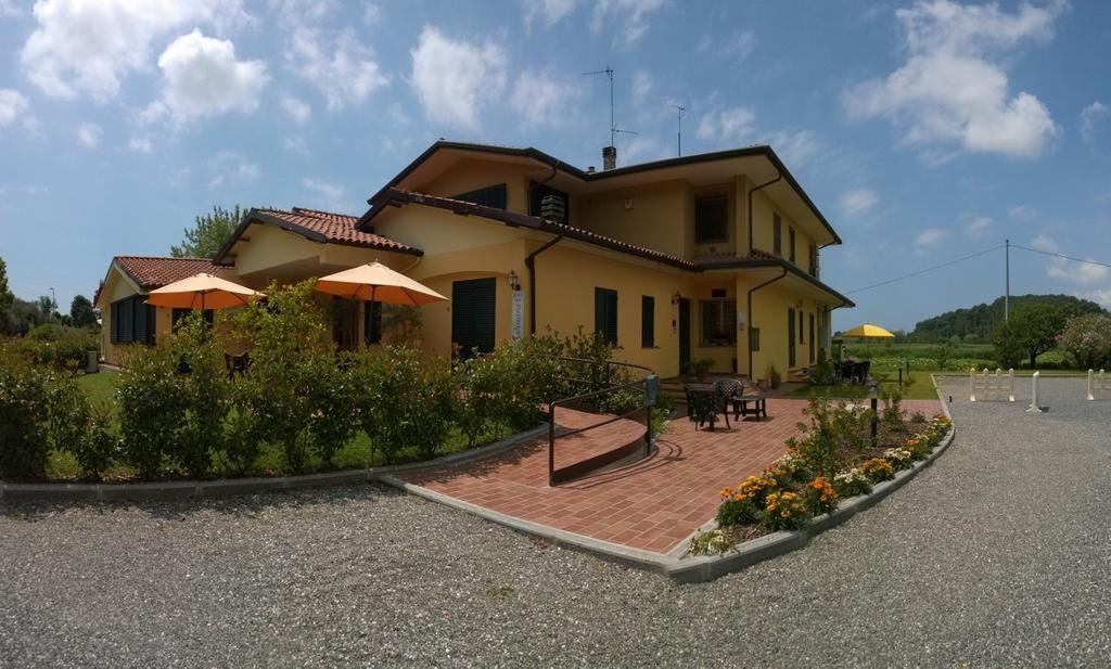 Cecco Di Nara Hotel มาสซาโรซา ภายนอก รูปภาพ