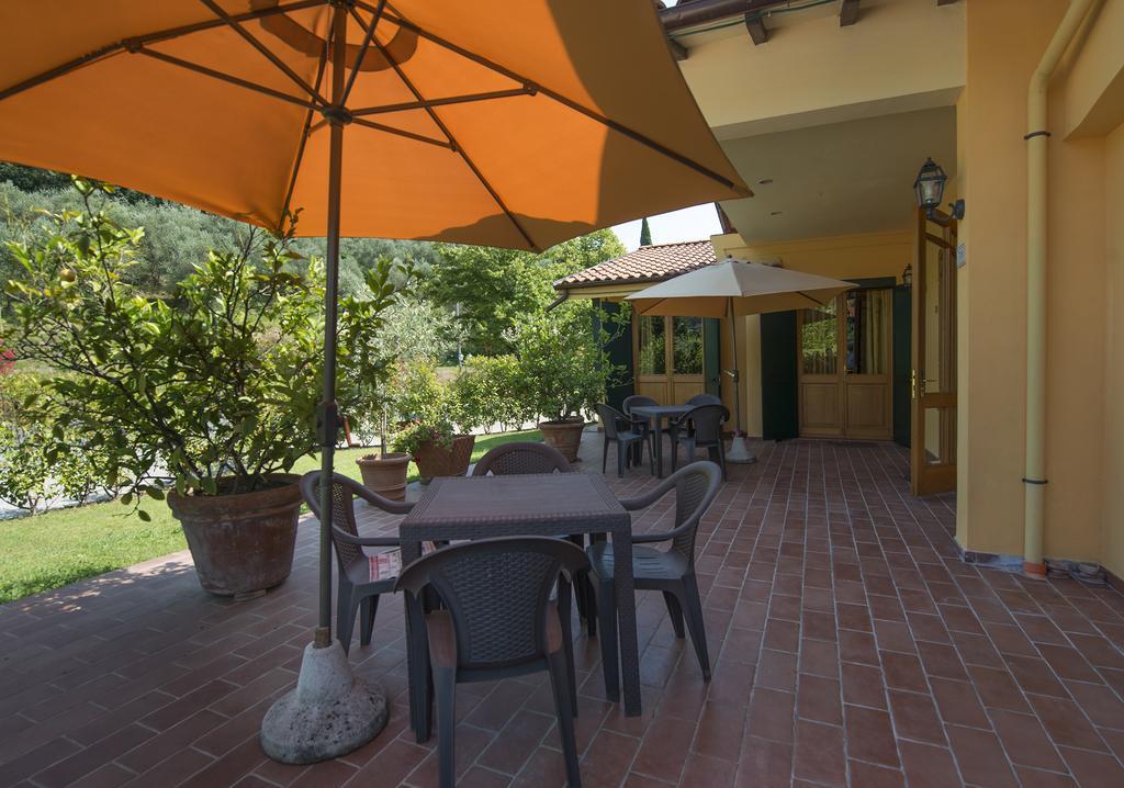 Cecco Di Nara Hotel มาสซาโรซา ภายนอก รูปภาพ